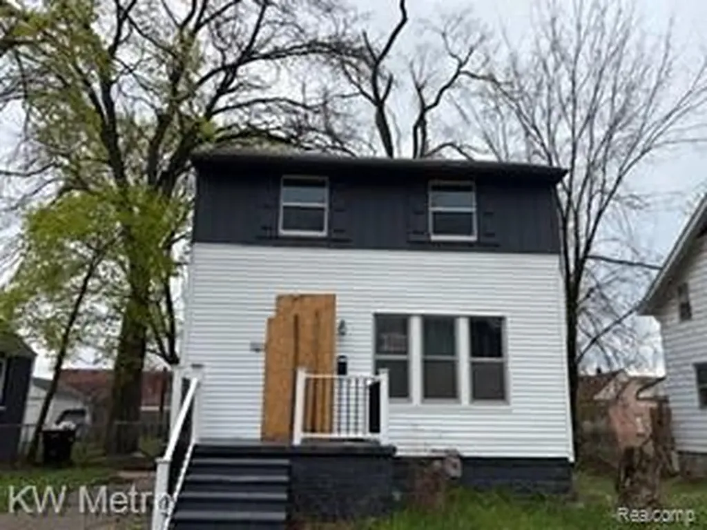 15040 Sussex Street Detroit City MI 48227