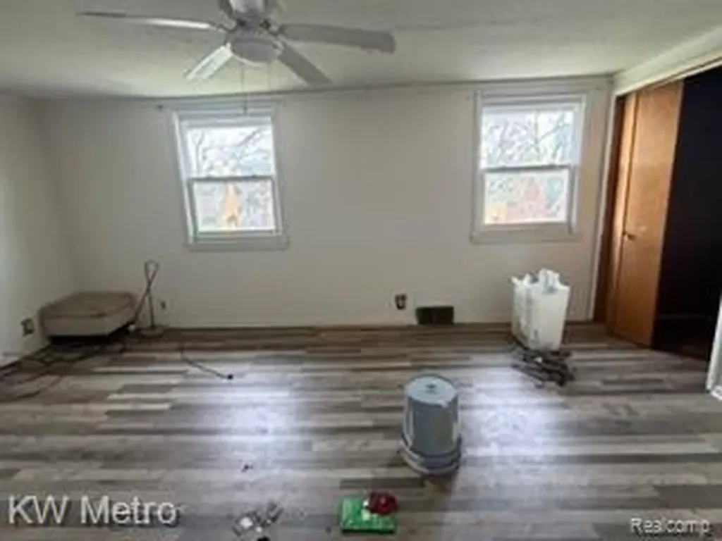 15040 Sussex Street Detroit City MI 48227