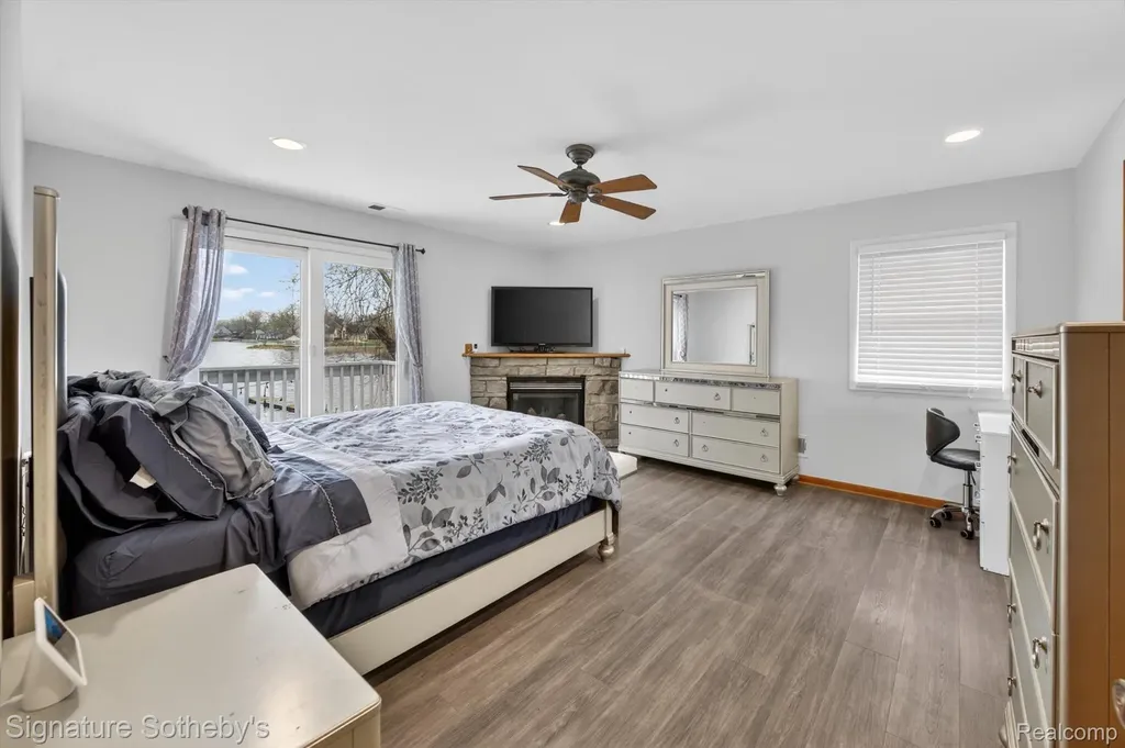 3341 Newton Road Commerce Charter Township MI 48382