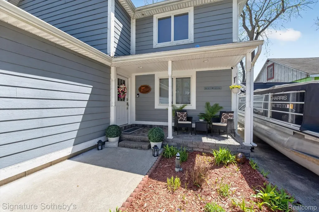 3341 Newton Road Commerce Charter Township MI 48382