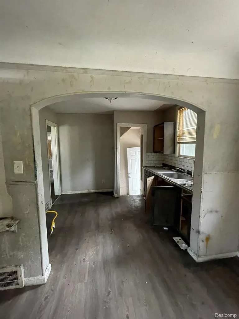 6160 Neff Avenue Detroit City MI 48224