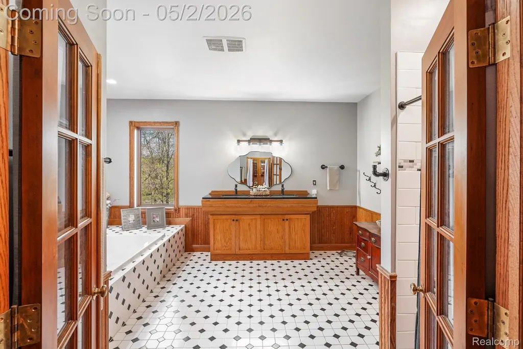9655 Birch Run Brighton Township MI 48114