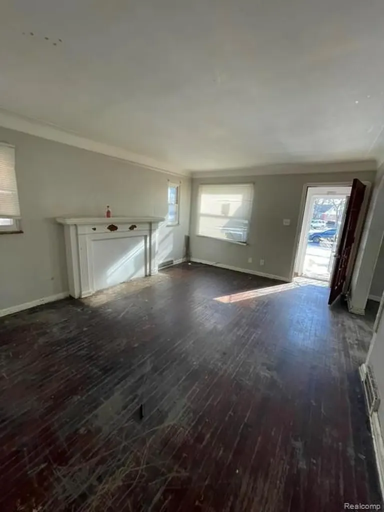 9205 Mckinney Street Detroit City MI 48224