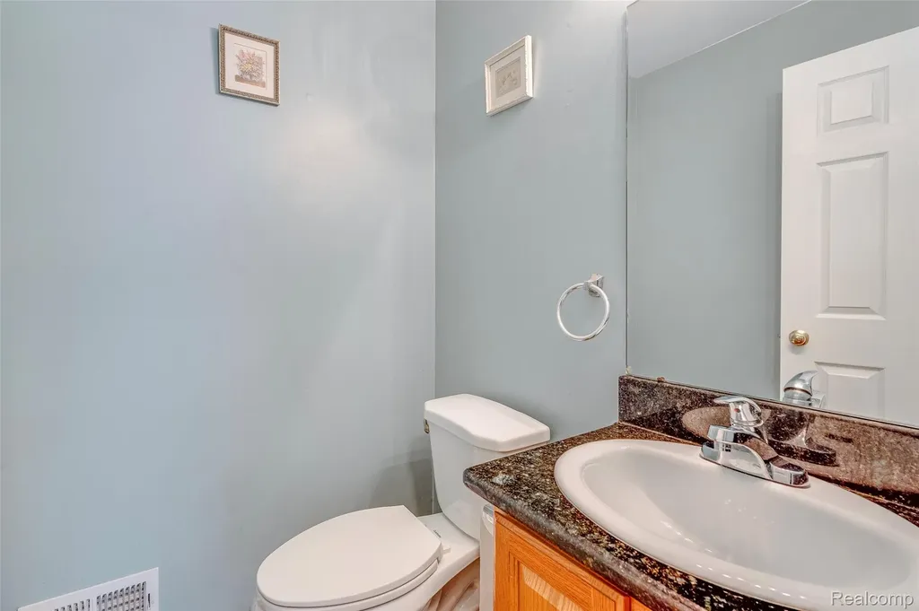 43470 Algonquin Drive Novi City MI 48375
