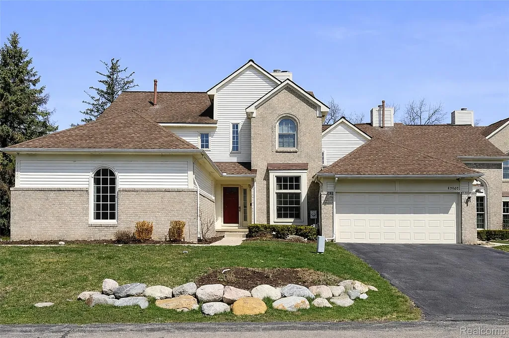 43470 Algonquin Drive Novi City MI 48375