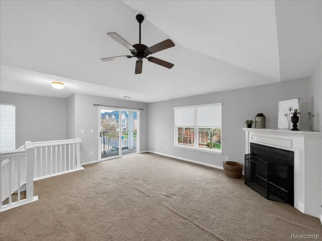 731 Amberly Drive Waterford Charter Township MI 48328