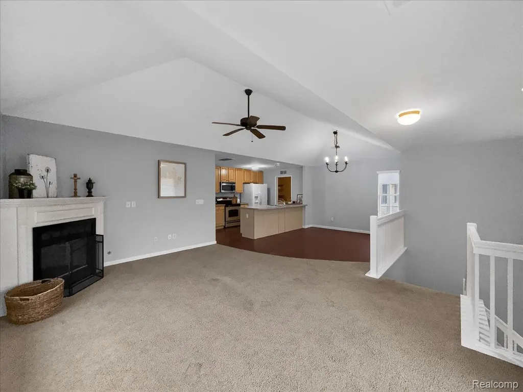 731 Amberly Drive Waterford Charter Township MI 48328