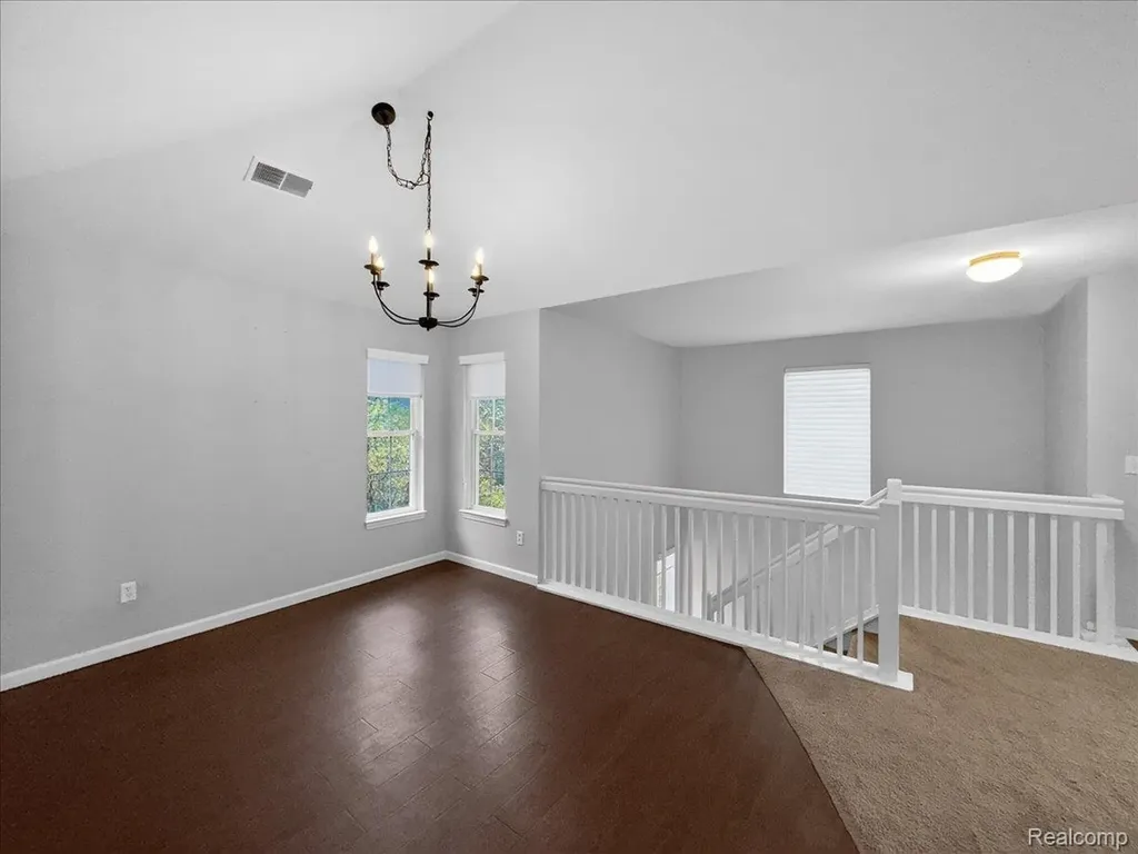 731 Amberly Drive Waterford Charter Township MI 48328