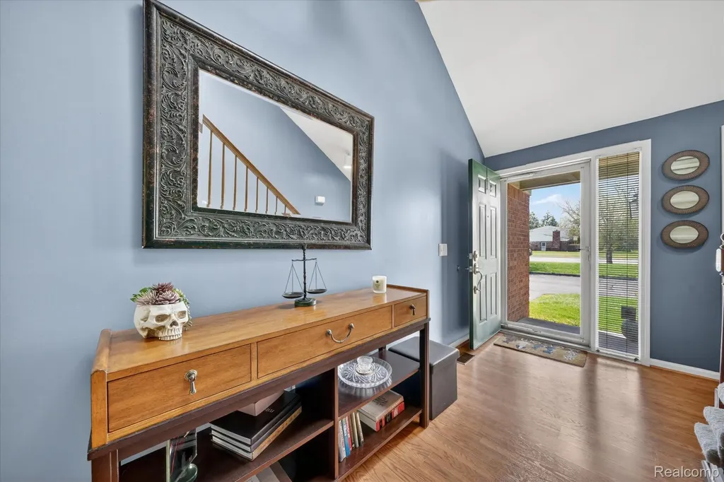 31924 Joseph Anthony Court Warren City MI 48093