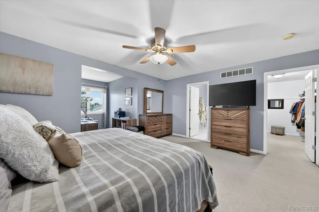 31924 Joseph Anthony Court Warren City MI 48093