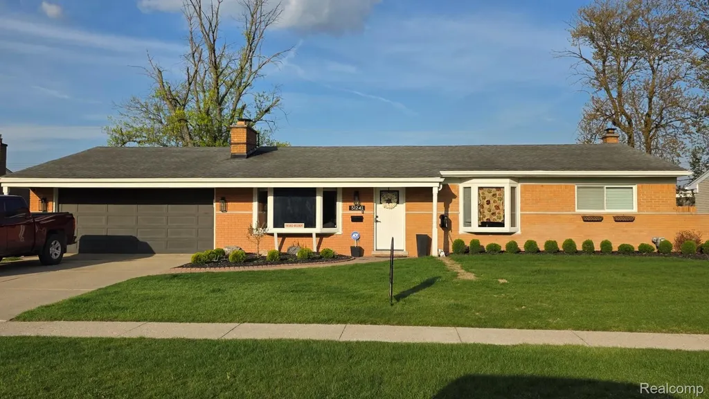 51241 Kingwood Drive Shelby Charter Township MI 48316