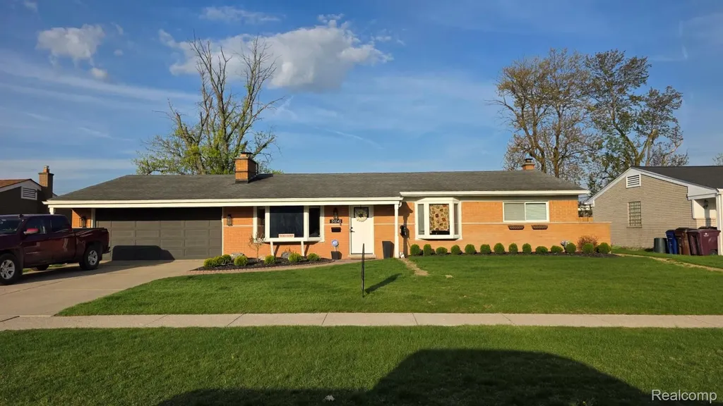 51241 Kingwood Drive Shelby Charter Township MI 48316