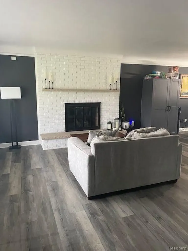 51241 Kingwood Drive Shelby Charter Township MI 48316