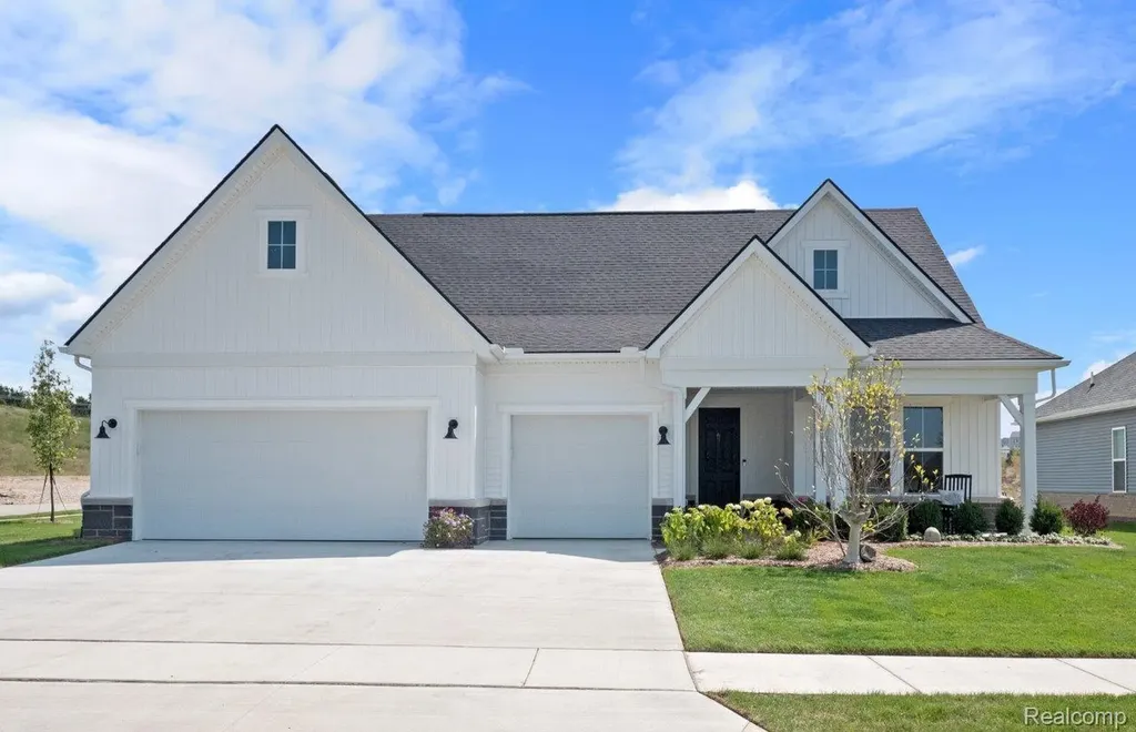 3949 Bay Terrace Milford Charter Township MI 48381