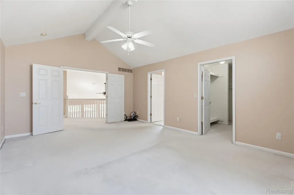 41116 Ginger Court Sterling Heights City MI 48314