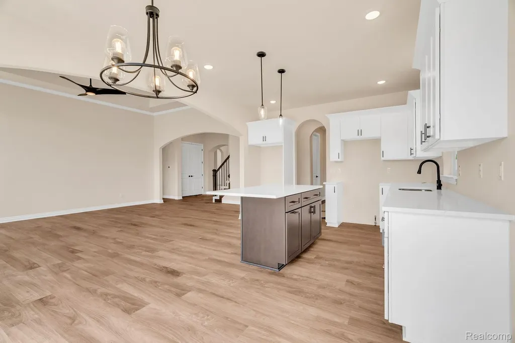 4118 Spring Meadows Drive Sterling Heights City MI 48314
