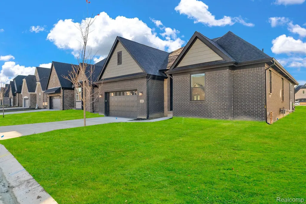 4118 Spring Meadows Drive Sterling Heights City MI 48314