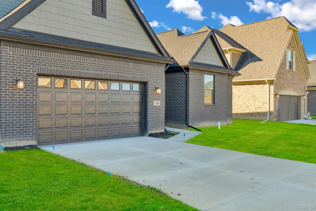 4118 Spring Meadows Drive Sterling Heights City MI 48314