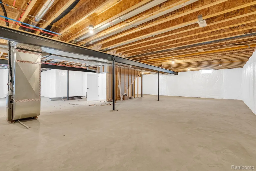 4118 Spring Meadows Drive Sterling Heights City MI 48314