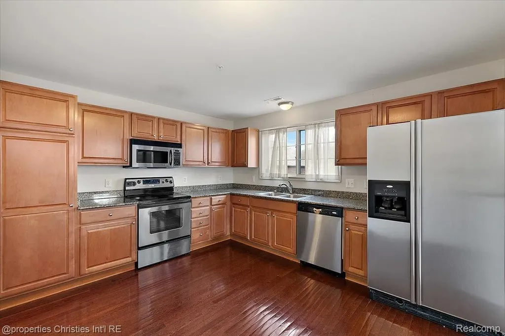 28360 Carlton Way Drive Novi City MI 48377