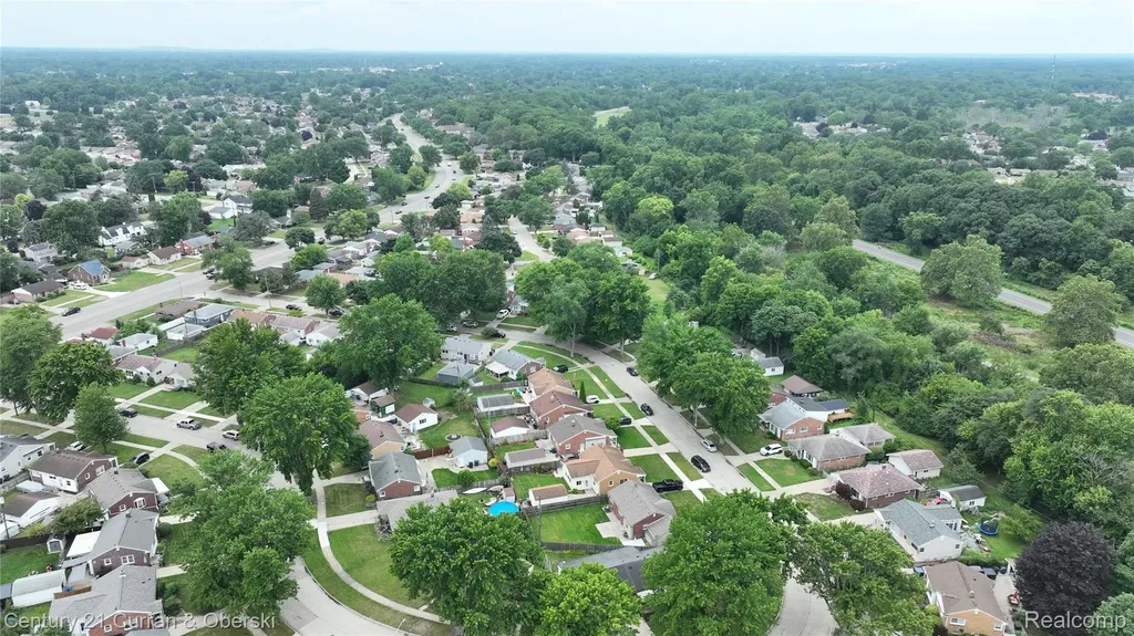 7345 N Middlebelt Road Westland City MI 48185