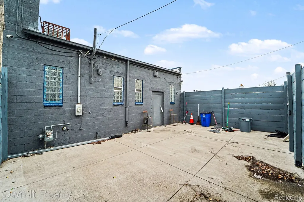 10701 W Mcnichols Road Detroit City MI 48221