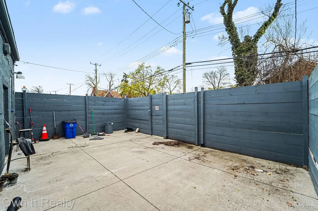 10701 W Mcnichols Road Detroit City MI 48221