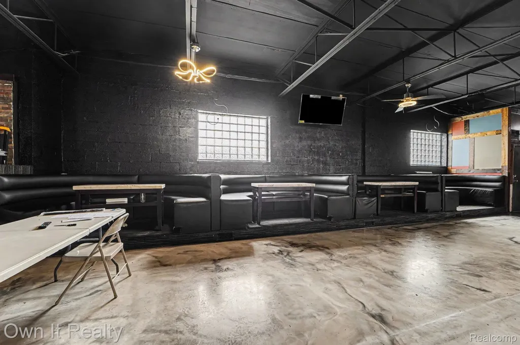 10701 W Mcnichols Road Detroit City MI 48221