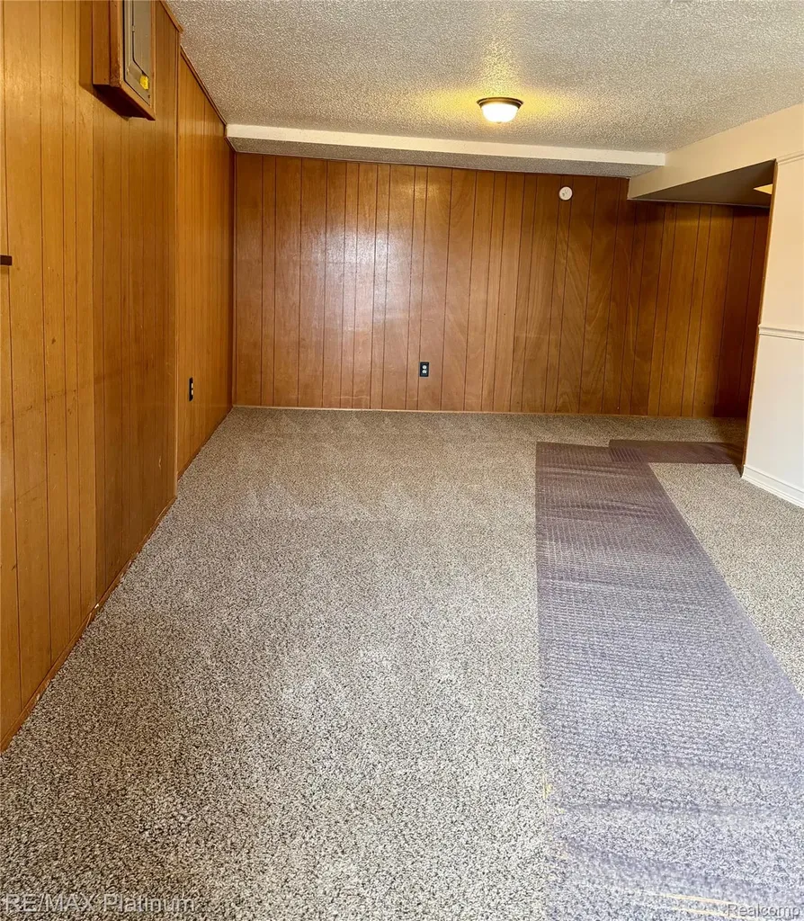 3428 River Birch Drive Flint Charter Township MI 48532