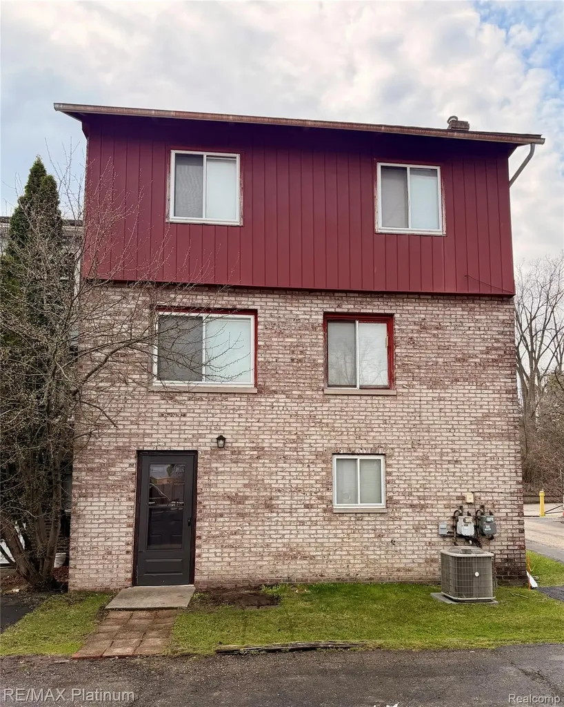 3428 River Birch Drive Flint Charter Township MI 48532