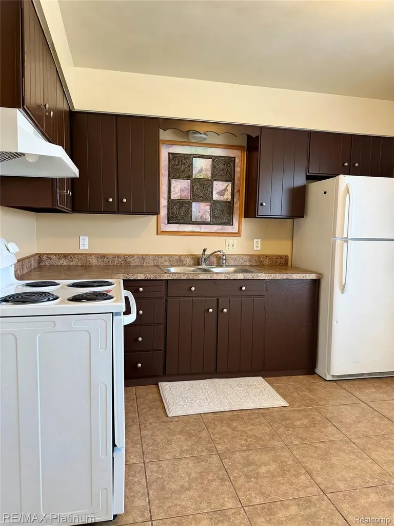 3428 River Birch Drive Flint Charter Township MI 48532