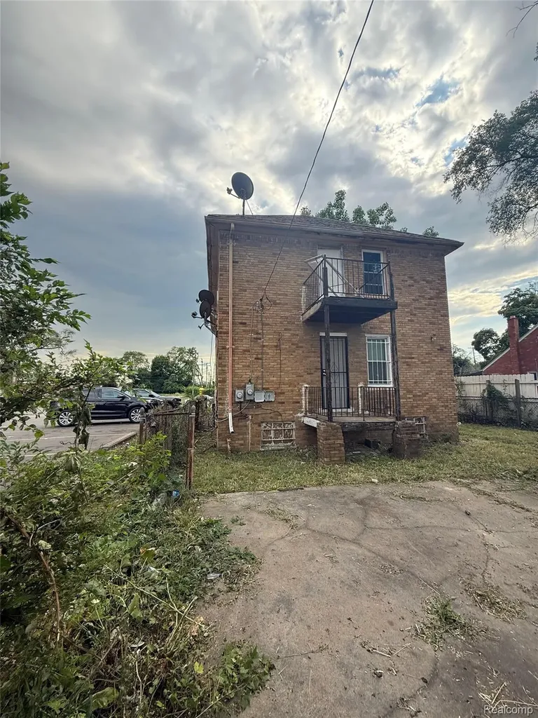 13526 La Salle Boulevard Detroit City MI 48238