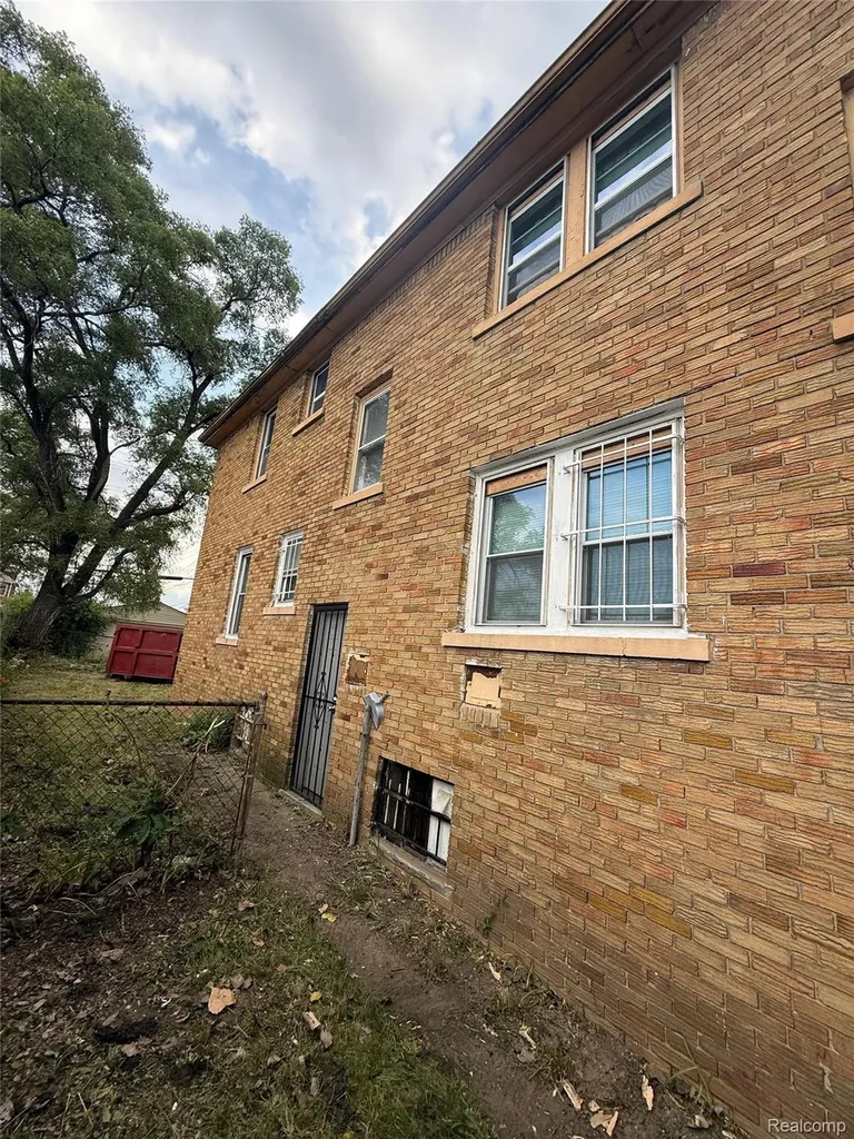 13526 La Salle Boulevard Detroit City MI 48238