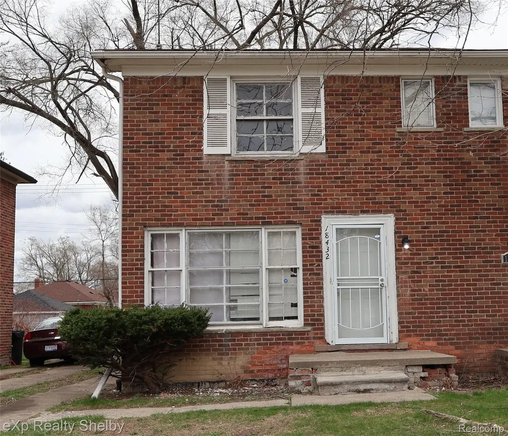 18432 Greenfield Road Detroit City MI 48235