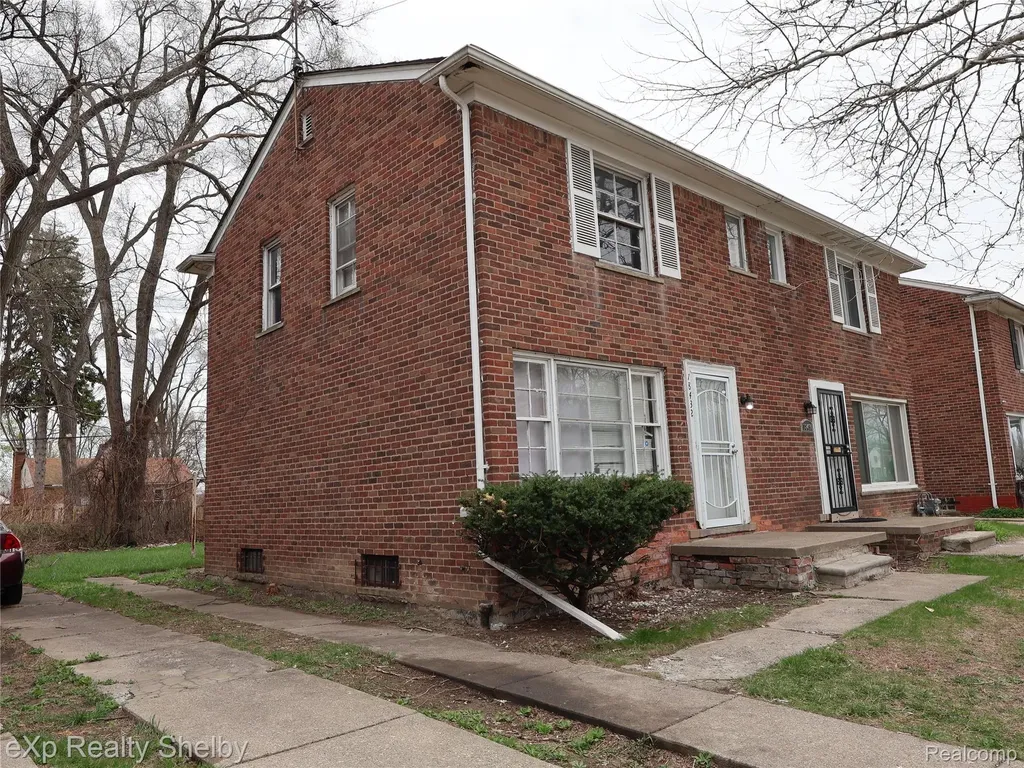 18432 Greenfield Road Detroit City MI 48235