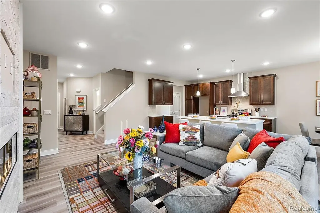809 Cortland Lane Troy City MI 48085