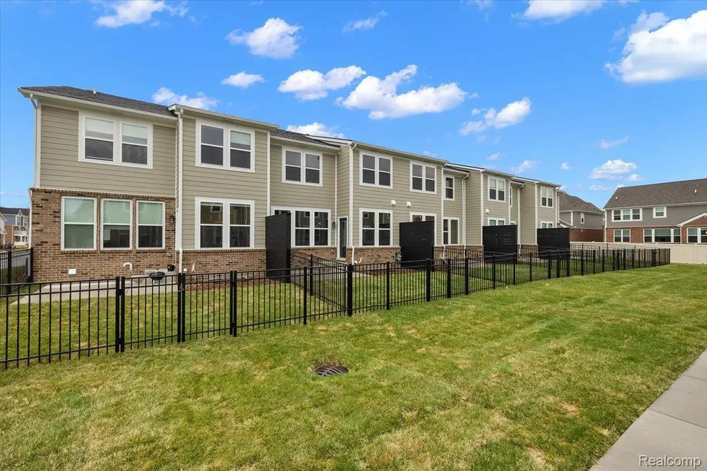 809 Cortland Lane Troy City MI 48085