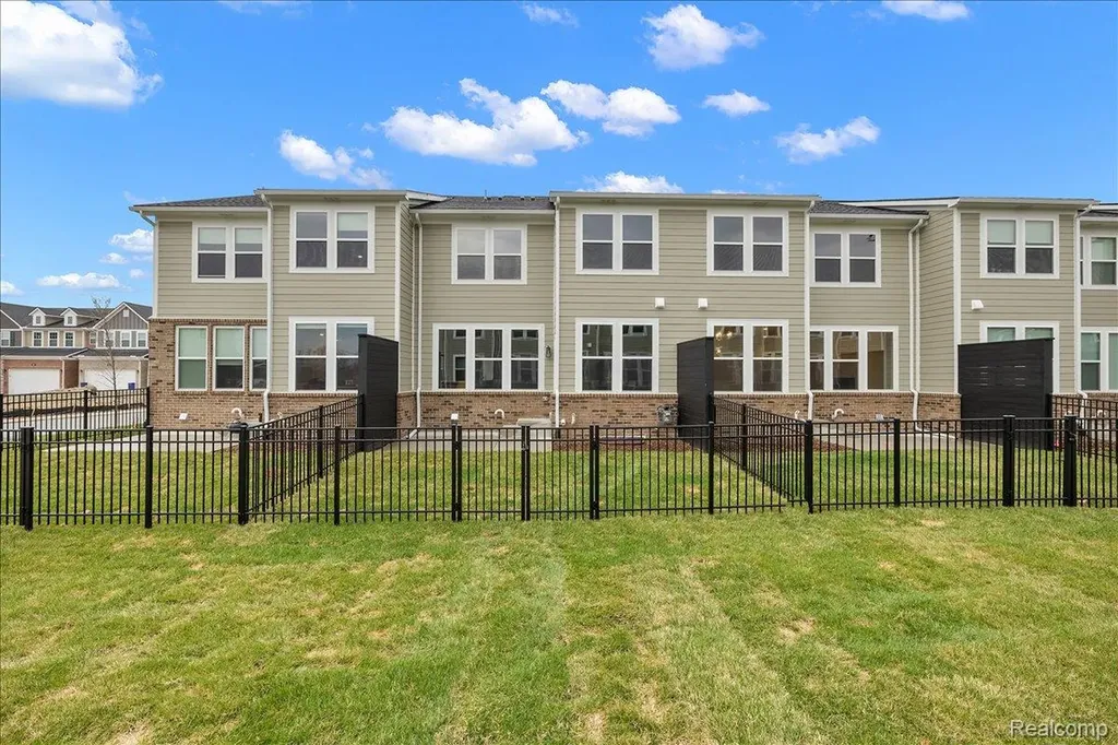 809 Cortland Lane Troy City MI 48085