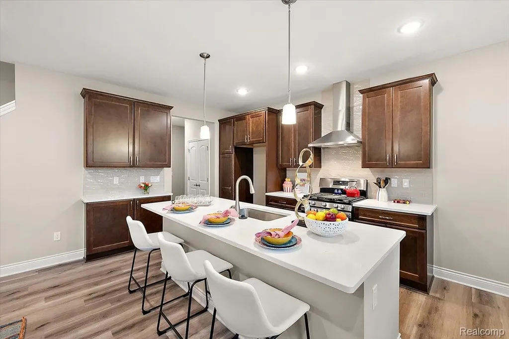 809 Cortland Lane Troy City MI 48085