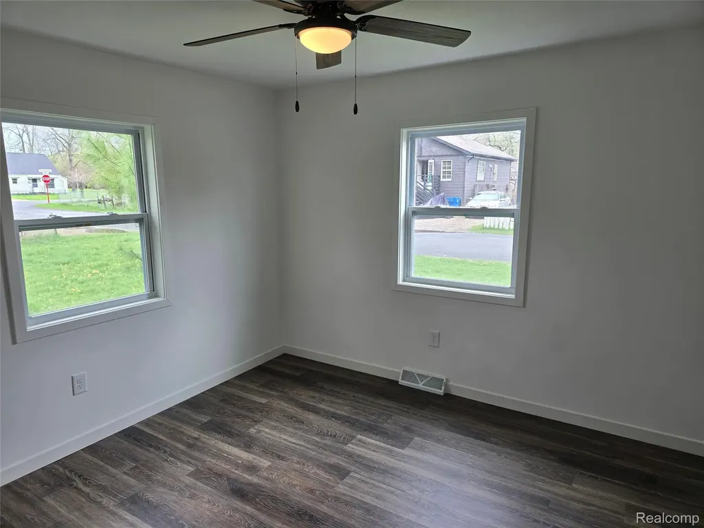 3315 Brookfield Avenue Kalamazoo Charter Township MI 49048