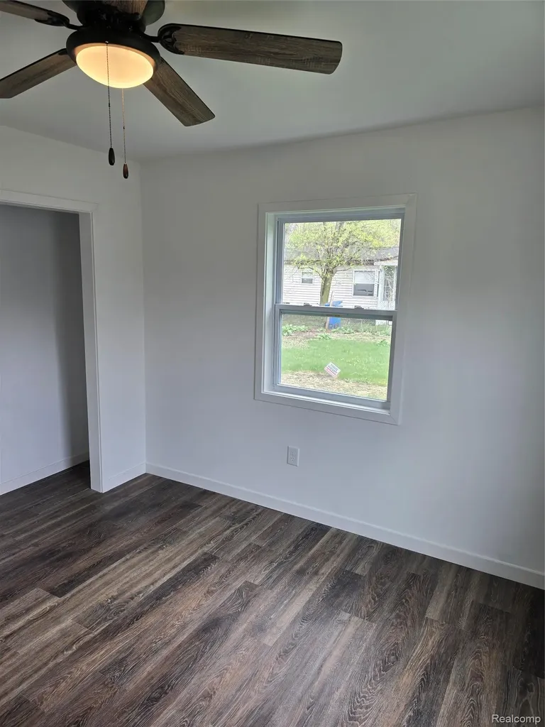 3315 Brookfield Avenue Kalamazoo Charter Township MI 49048