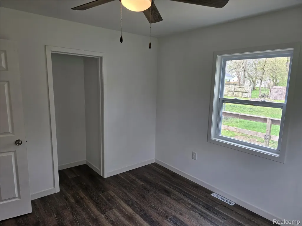 3315 Brookfield Avenue Kalamazoo Charter Township MI 49048