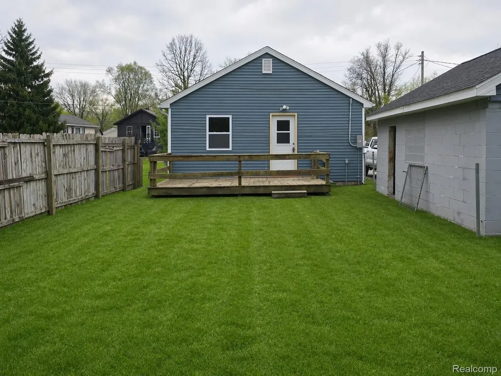 3315 Brookfield Avenue Kalamazoo Charter Township MI 49048