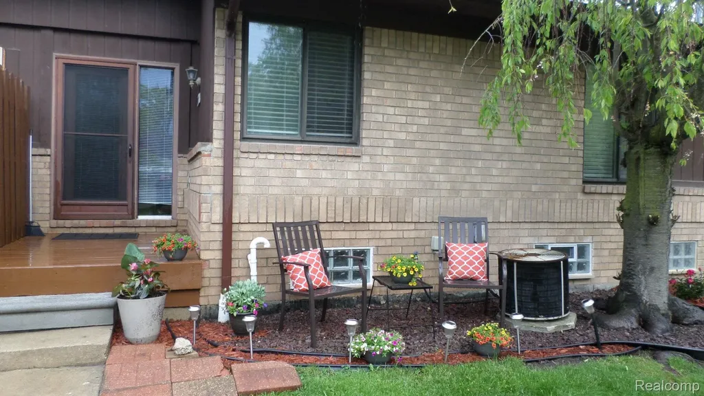 33831 Hooker Road Chesterfield Township MI 48047