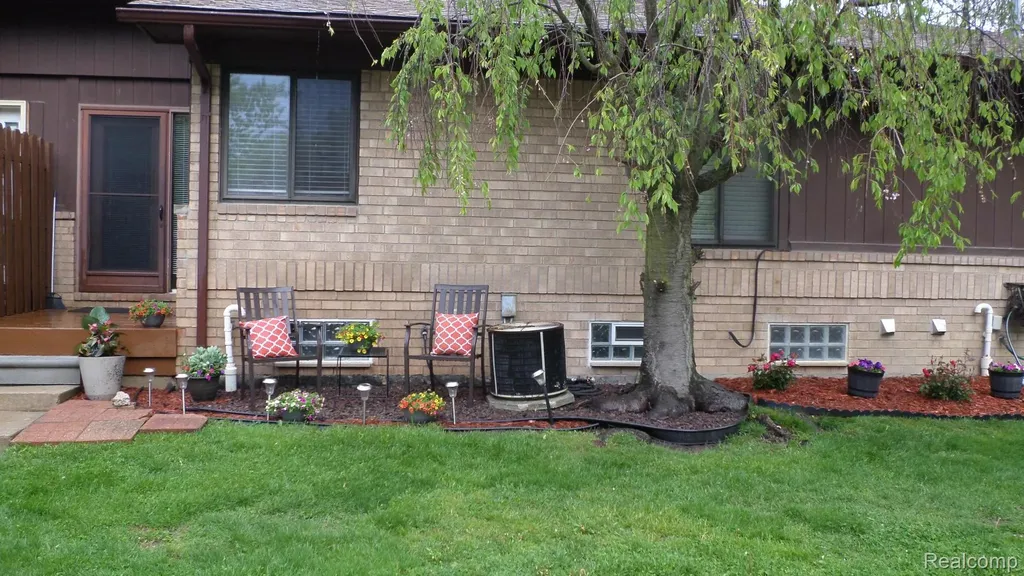 33831 Hooker Road Chesterfield Township MI 48047