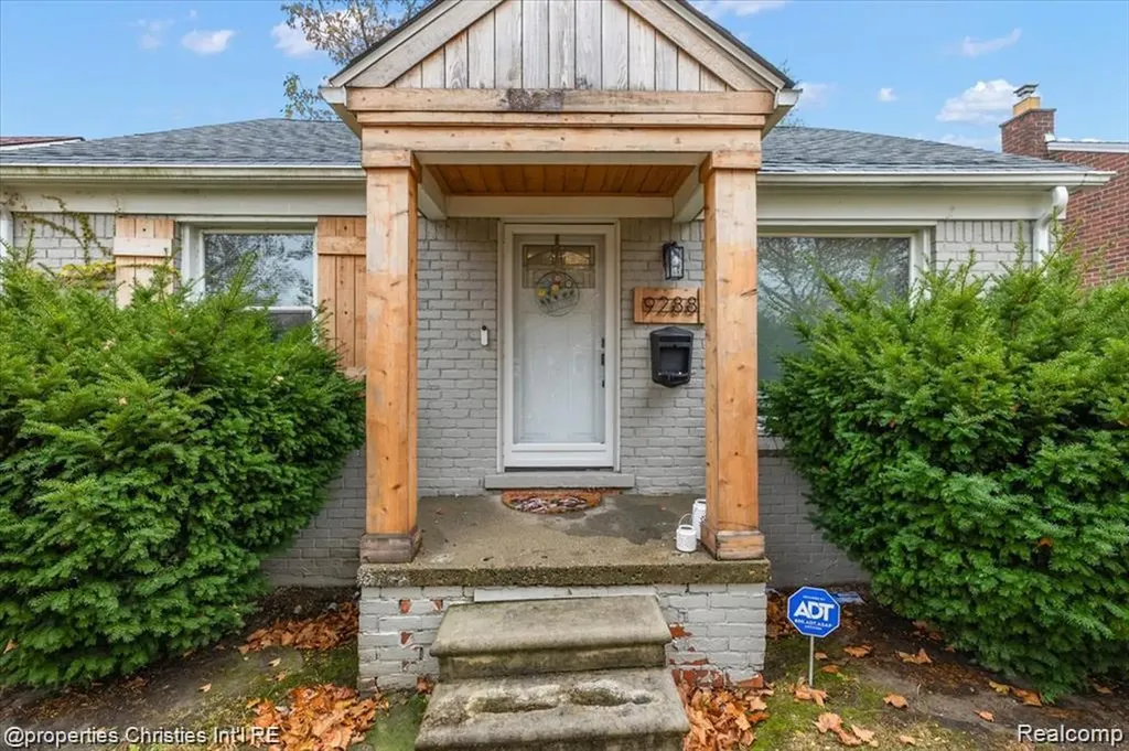 9288 Camley Street Detroit City MI 48224