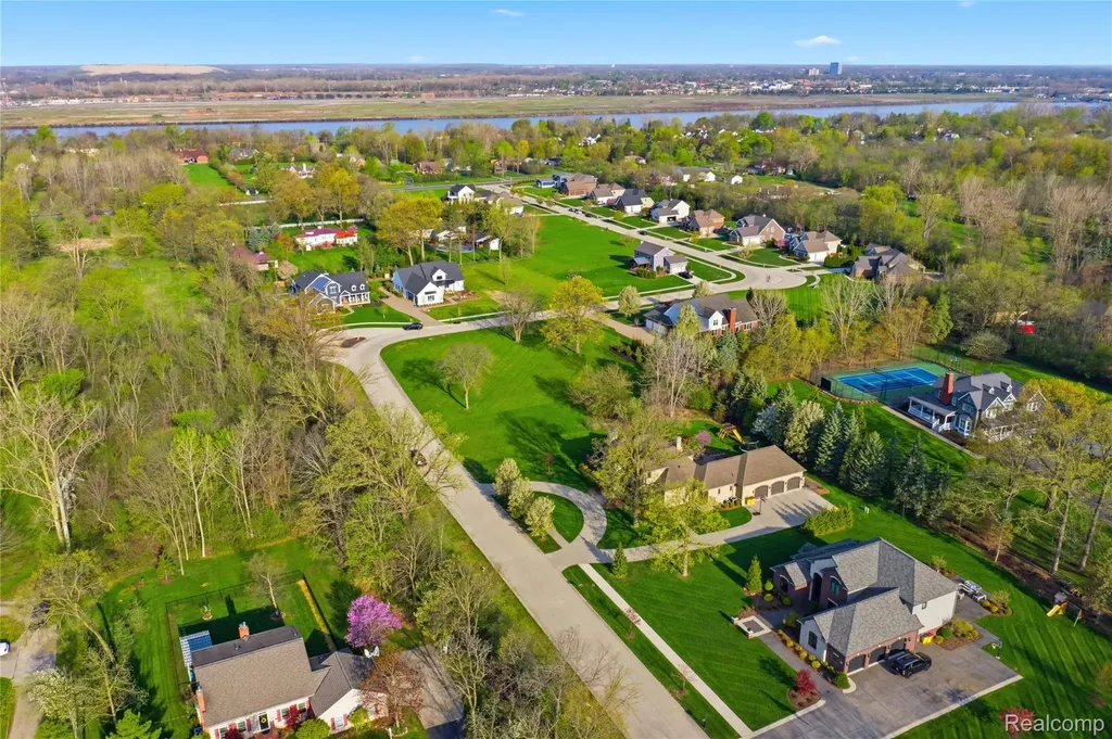 8946 Potowatomi Drive Grosse Ile Township MI 48138