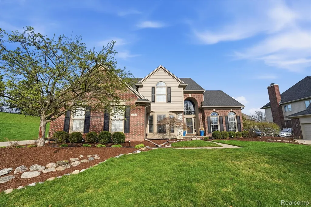 13982 Pleasant View Court Plymouth Charter Township MI 48170