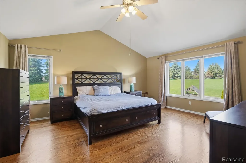 13982 Pleasant View Court Plymouth Charter Township MI 48170