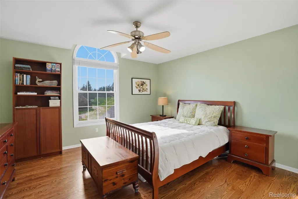 13982 Pleasant View Court Plymouth Charter Township MI 48170